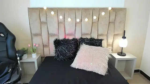 Esteff  o2 online show from 7, 3, 2025