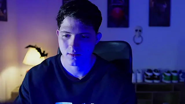 Hazzan Velez online show from 4, 11, 2025