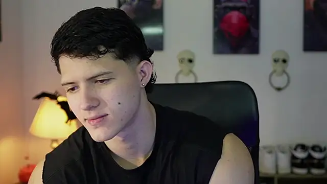 Hazzan Velez online show from 7, 11, 2025