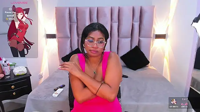 LAYLATAYLOR  online show from 19, 2, 2025