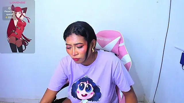 LAYLATAYLOR  online show from 28, 2, 2025