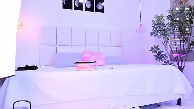 Danna adams01 online show from 20, 1, 2025