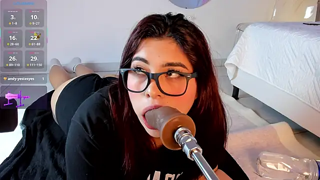 Danna adams01 online show from 25, 2, 2025