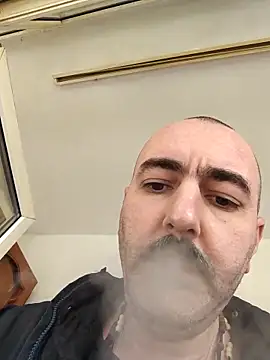 Maryo0001 online show from 4, 10, 2025