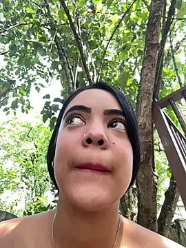 NAUGHTY LITTLE 18 online show from 25, 4, 2026