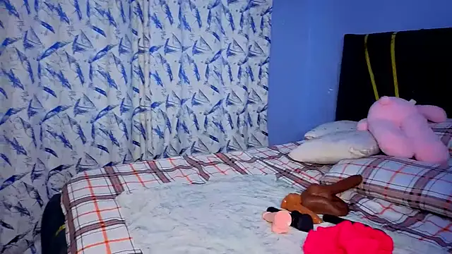 Cherriikenzie online show from 24, 4, 2026