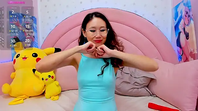 Nao  Chan  online show from 11, 2, 2025