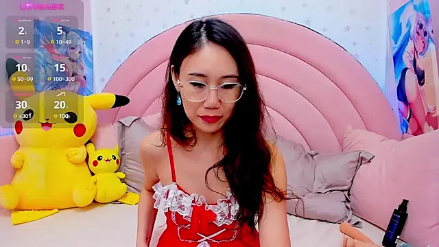 Nao  Chan  online show from 28, 2, 2025