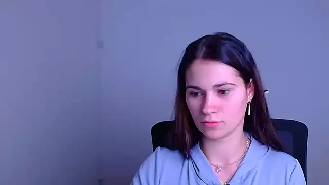 Loon Amore online show from 5, 1, 2025