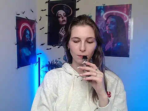 StrangerGi online show from 5, 12, 2025