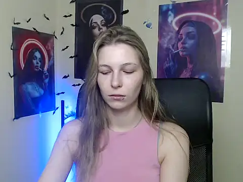 StrangerGi online show from 19, 5, 2026
