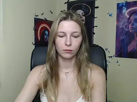 Snapshot of StrangerGi chatting on 23, 6, 2026 StrangerGi online show from 23, 6, 2026