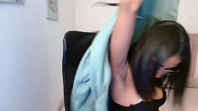 Snapshot of shaneelle chatting on 11, 2, 2025 shaneelle online show from 11, 2, 2025