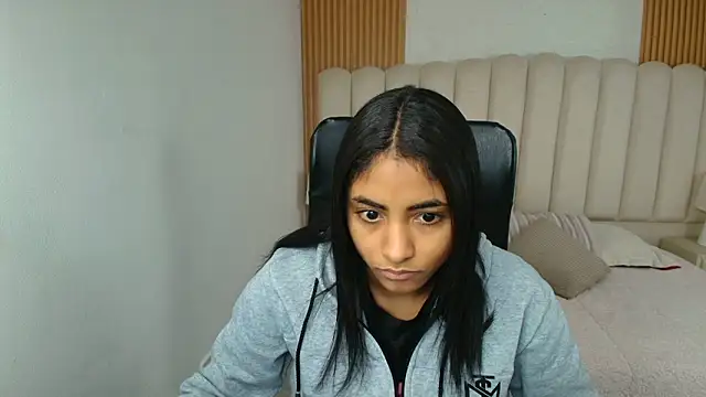 shaneelle online show from 7, 3, 2026