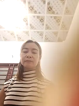 Snapshot of Sexy-ladyboobs20 chatting on 4, 10, 2025 Sexy-ladyboobs20 online show from 4, 10, 2025