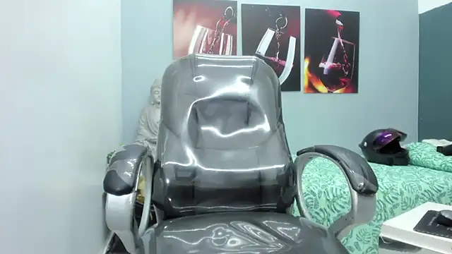 Noha scott online show from 27, 2, 2025