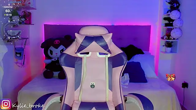 Kylie brokee online show from 6, 1, 2025