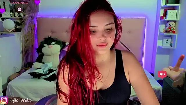 Snapshot of Kylie_brokee chatting on 27, 5, 2026 Kylie brokee online show from 27, 5, 2026