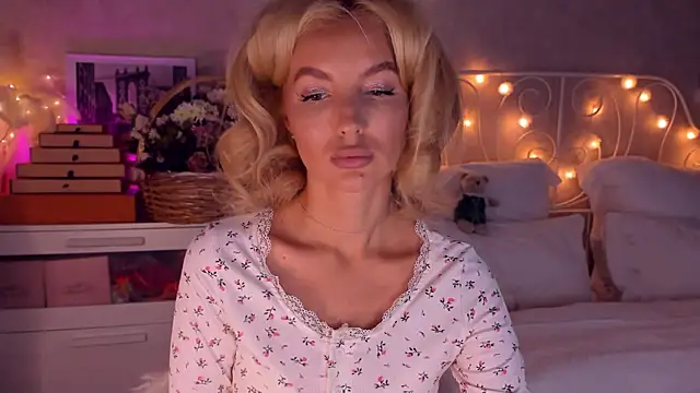 aestetick online show from 22, 12, 2025