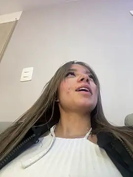 AmmyJones  online show from 21, 4, 2026