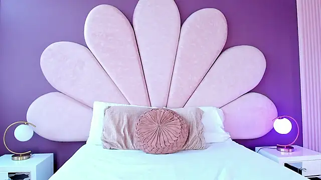 AmmyJones  online show from 28, 4, 2026