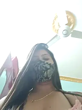 Snapshot of SANAYA_ROY chatting on 4, 2, 2025 SANAYA ROY online show from 4, 2, 2025