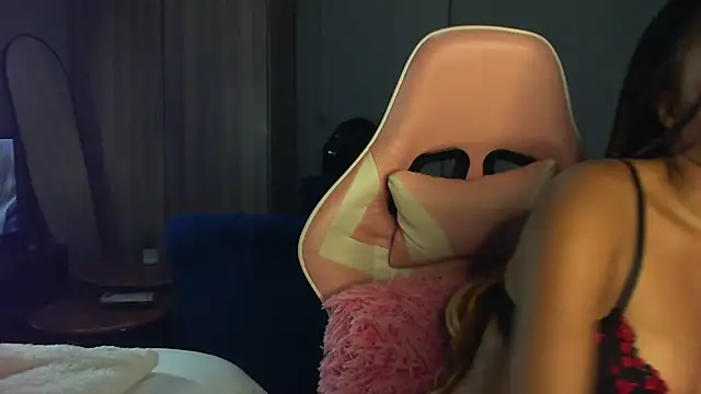 Sexylisa670 online show from 6, 1, 2026