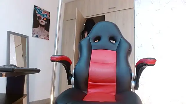 Snapshot of PaulinaRubio_ chatting on 27, 12, 2024 PaulinaRubio online show from 27, 12, 2024