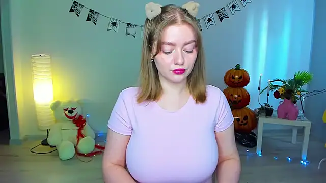 Snapshot of AidaPerry chatting on 23, 10, 2025 AidaPerry online show from 23, 10, 2025