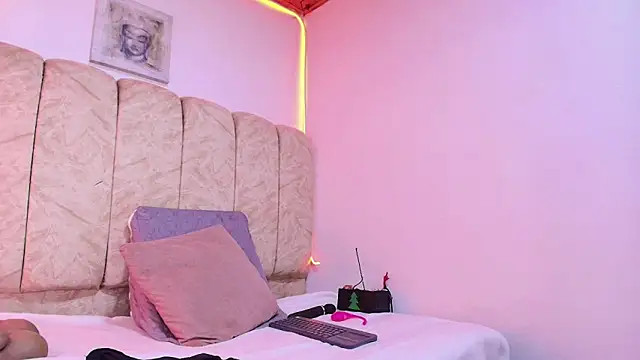  Marcela   online show from 23, 4, 2026