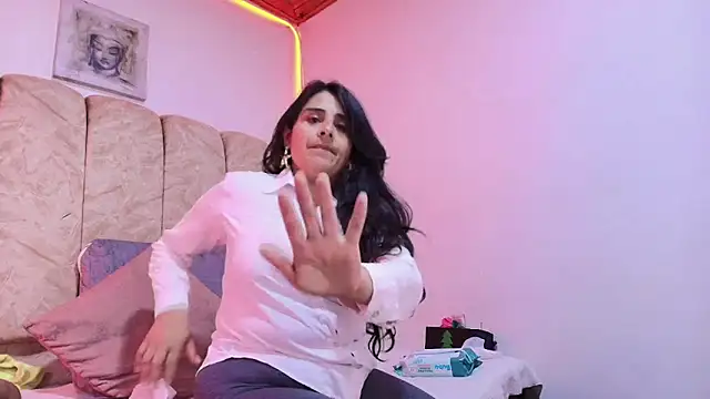  Marcela   online show from 25, 4, 2026