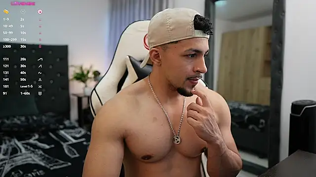 Snapshot of Martin_Logan chatting on 5, 2, 2025 Martin Logan online show from 5, 2, 2025