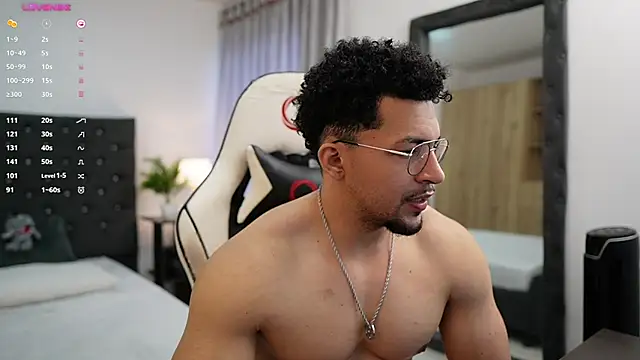 Snapshot of Martin_Logan chatting on 9, 2, 2025 Martin Logan online show from 9, 2, 2025