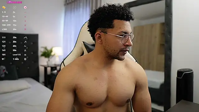 Snapshot of Martin_Logan chatting on 17, 3, 2025 Martin Logan online show from 17, 3, 2025