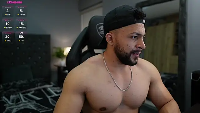 Snapshot of Martin_Logan chatting on 25, 9, 2025 Martin Logan online show from 25, 9, 2025