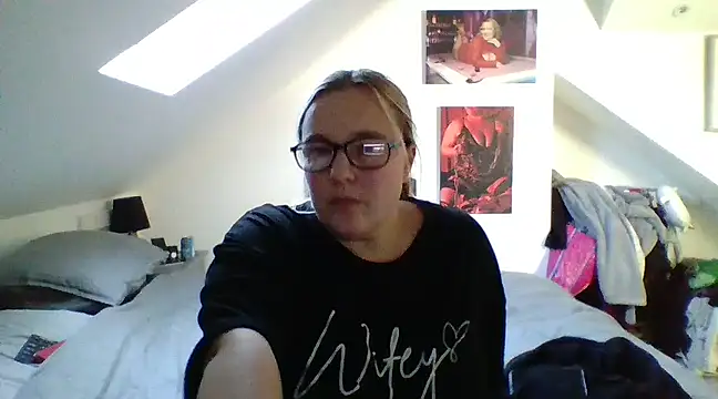 scrummymummy2 online show from 19, 12, 2024