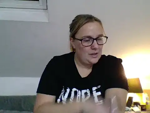 scrummymummy2 online show from 30, 12, 2024