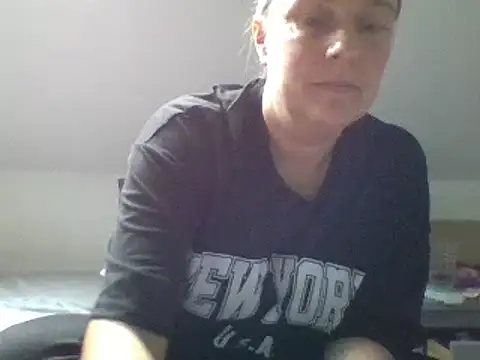 scrummymummy2 online show from 7, 10, 2025