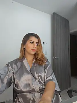 Nahiajhonson  online show from 20, 5, 2026