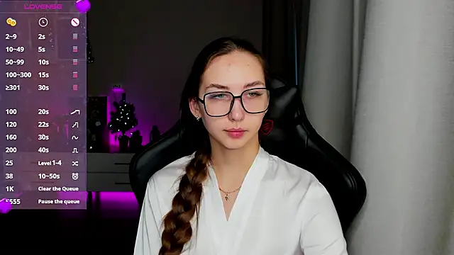 Snapshot of Sm0ly chatting on 30, 12, 2024 Sm0ly online show from 30, 12, 2024