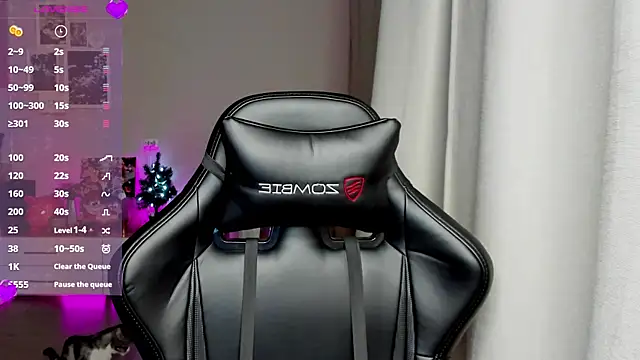 Snapshot of Sm0ly chatting on 4, 2, 2025 Sm0ly online show from 4, 2, 2025