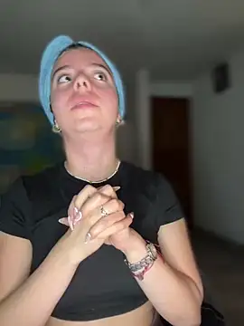 Cloew Marz online show from 2, 2, 2025