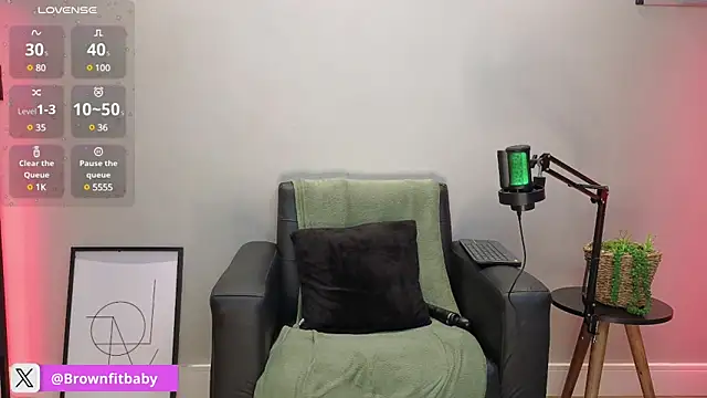 Brownfitbabyy online show from 7, 1, 2025