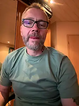 Snapshot of Rockburg chatting on 21, 12, 2025 Rockburg online show from 21, 12, 2025