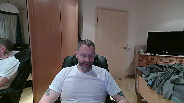 Snapshot of Rockburg chatting on 14, 1, 2026 Rockburg online show from 14, 1, 2026