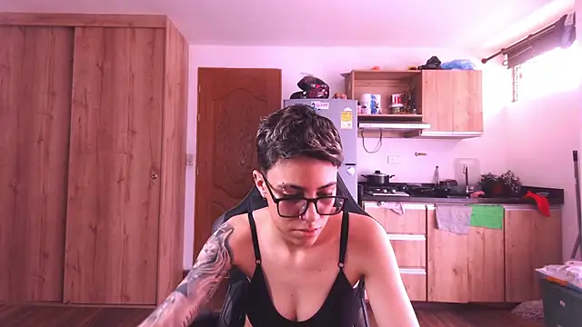 Snapshot of Cutie_Shy_ chatting on 12, 3, 2026 Cutie Shy online show from 12, 3, 2026