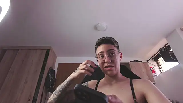 Snapshot of Cutie_Shy_ chatting on 20, 3, 2026 Cutie Shy online show from 20, 3, 2026