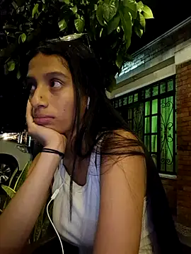 lily sk online show from 23, 12, 2024