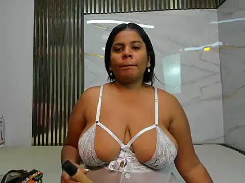 Sam-Evans-hot online show from 16, 10, 2025