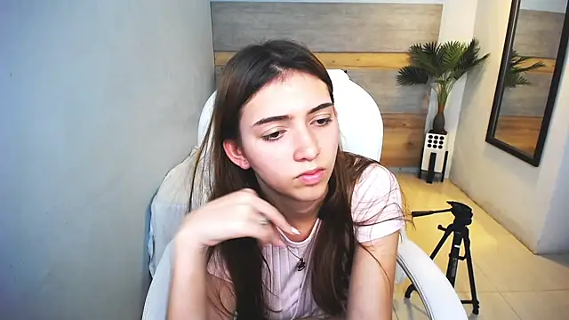 Snapshot of liseth_fox chatting on 10, 12, 2024 liseth fox online show from 10, 12, 2024